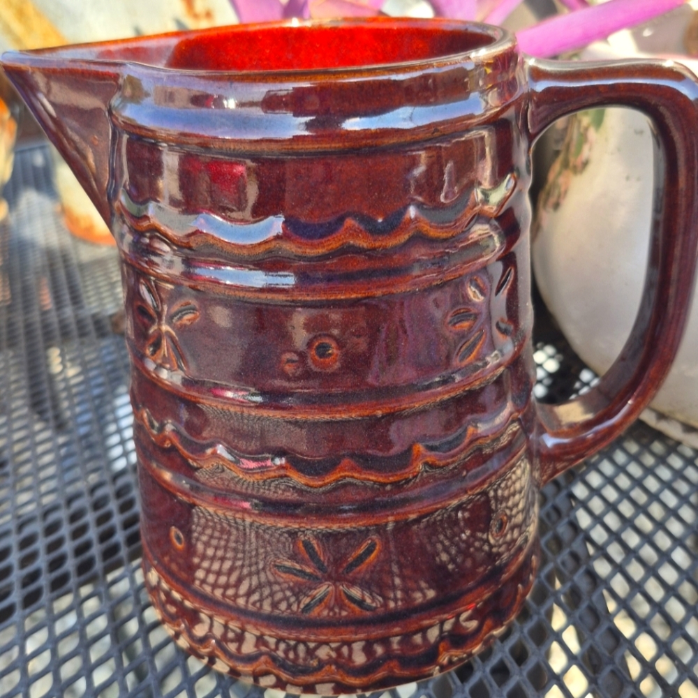 Marcrest Pitcher